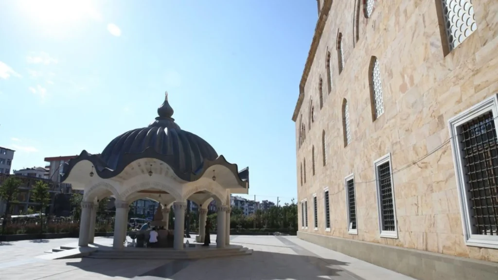 Bulancak Sarayburnu Camii